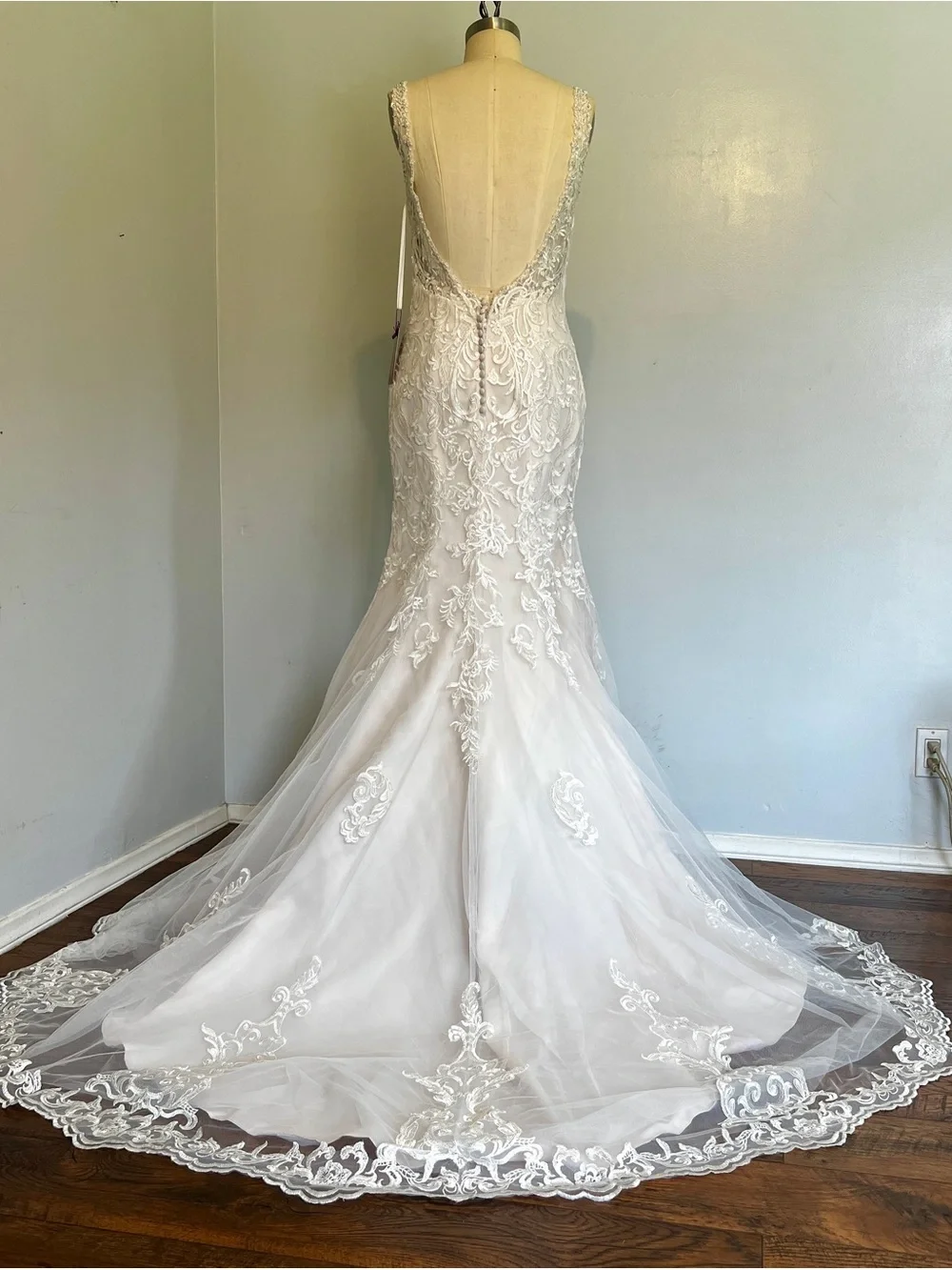 Ivory-Champagne V-Neck Lace Mermaid Wedding Dress - Picture 7 of 12